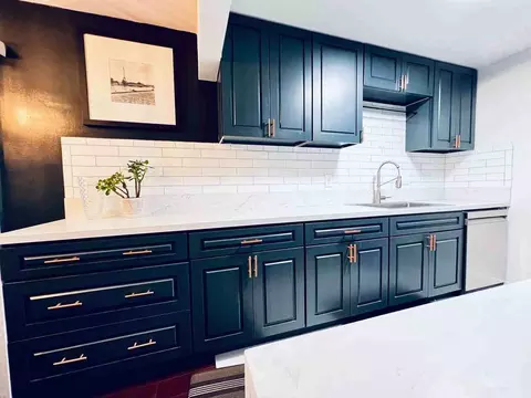 1130 E 1st St #101, Long Beach, CA 90802