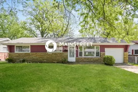 9930 Duke Dr, Moline Acres, MO 63136