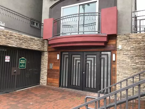 11124 Burbank Blvd #201, Los Angeles, CA 91601