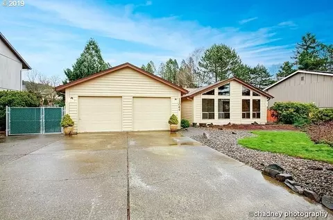 13064 SE 130th Ave, Happy Valley, OR 97086
