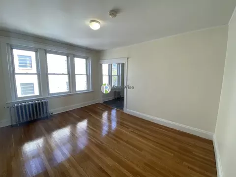 1163 Boylston St #9, Boston, MA 02215