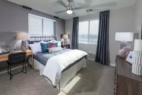 3030 Robert Trent Jones Ln, Las Vegas, NV 89141
