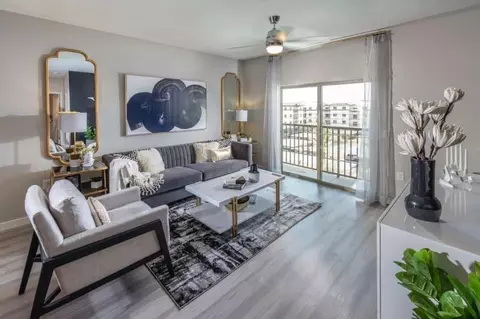 3030 Robert Trent Jones Ln, Las Vegas, NV 89141