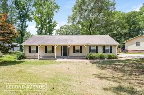8163 Tudor Dr, Jonesboro, GA 30238