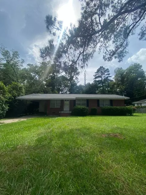 216 N Lipona Rd, Tallahassee, FL 32304