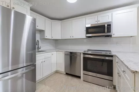 3 Linnaean St #5B, Cambridge, MA 02138