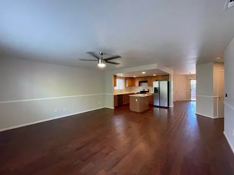2404 24th St #A, Sacramento, CA 95818