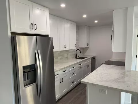 8022 Linda Vista Rd #1L, San Diego, CA 92111
