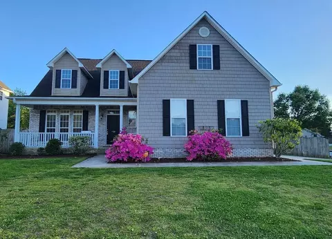 302 Savannah Dr, Jacksonville, NC 28546