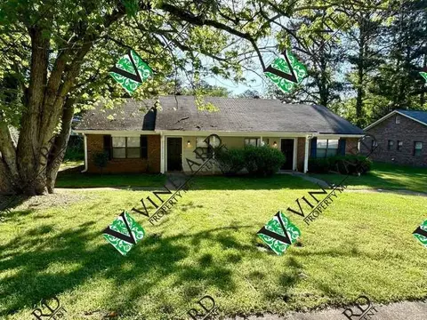 166 Kimberly Way SW, Marietta, GA 30064