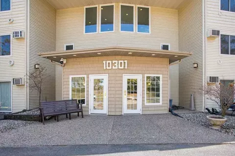 10301 Cedar Lake Rd, Minnetonka, MN 55305