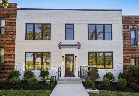 1635 Holbrook St NE #4, Washington, DC 20002