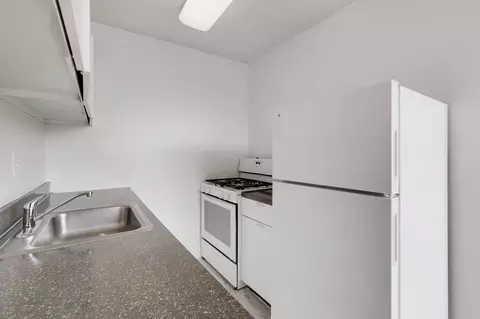5051 Seminary Rd, Alexandria, VA 22311