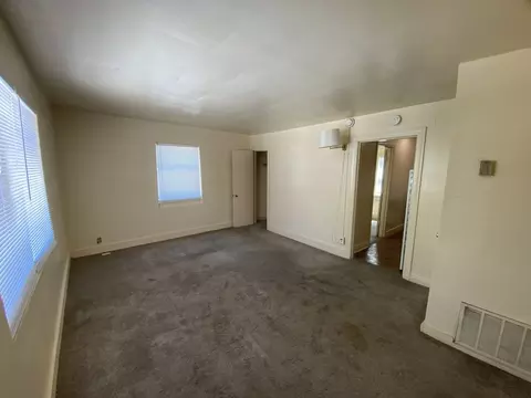 1229 S 4th St #9, Louisville, KY 40203