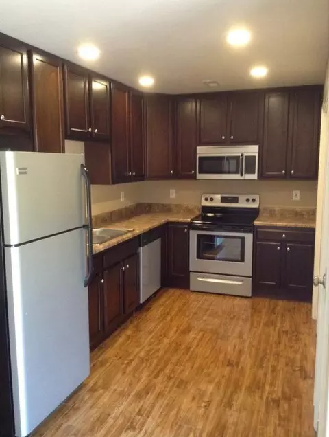 242 Beals Chapel Rd, Lenoir City, TN 37772