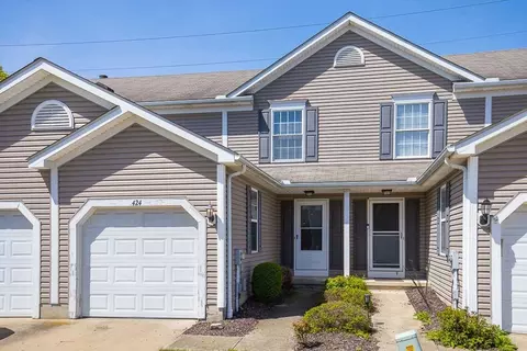 424 Angela Ln, Avon Lake, OH 44012