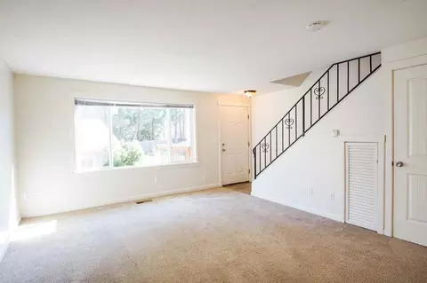 3595 Cedaroak Dr #21, West Linn, OR 97068