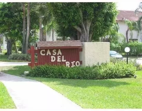 480 NW 20th St #203, Boca Raton, FL 33431