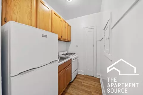 2536 N Sawyer Ave #205, Chicago, IL 60647