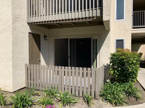 432 Edgehill Ln #41, Oceanside, CA 92054