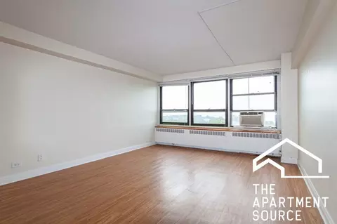 4180 N Marine Dr #507, Chicago, IL 60613
