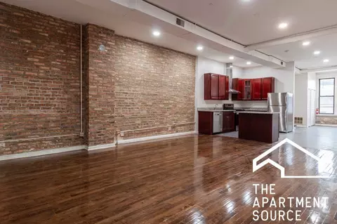 3345 N Clark St #3, Chicago, IL 60657