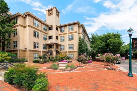 11750 Old Georgetown Rd #2404, North Bethesda, MD 20852
