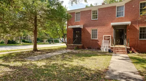 1 Riverside Dr #A, Charleston, SC 29403