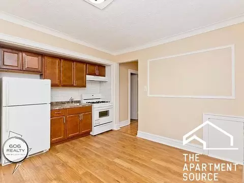 6441 23rd St #15, Berwyn, IL 60402