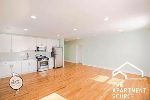 4456 W Diversey Ave #2, Chicago, IL 60639