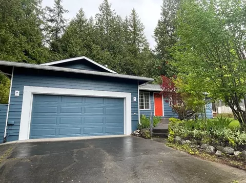 1421 Channel View Ln, Freeland, WA 98249
