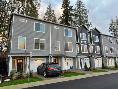 2016 101st Ave SE #1, Lake Stevens, WA 98258