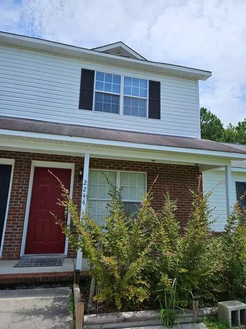 2244 Brandymill Ln, Jacksonville, NC 28546