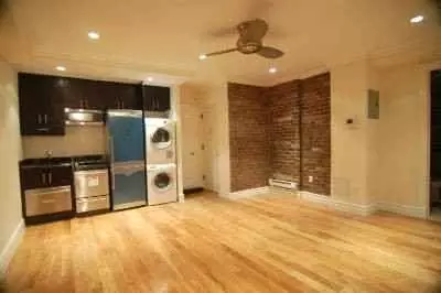 234 W 14th St #1D, New York, NY 10011