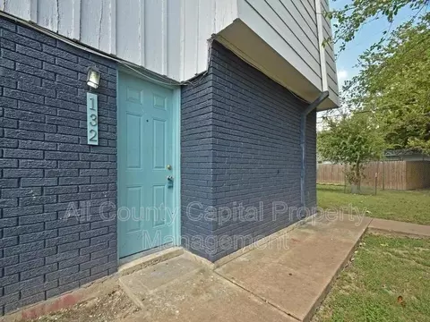 302 Carmen Ct #132, Austin, TX 78752