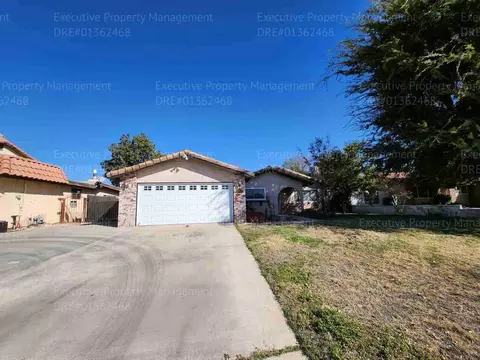 10112 Meacham Rd, Greenacres, CA 93312
