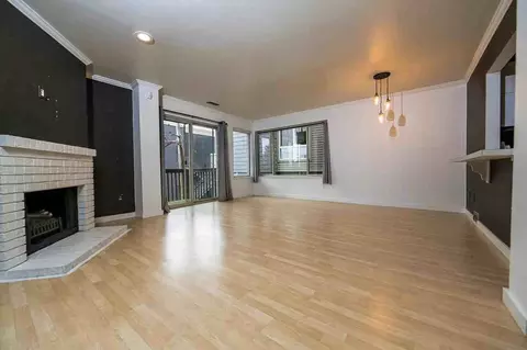 1526 Aurora Ave N #D, Seattle, WA 98109