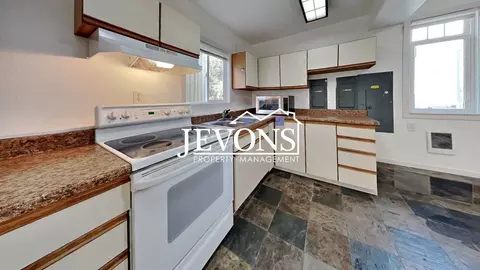 6617 S Monroe St, Tacoma, WA 98409