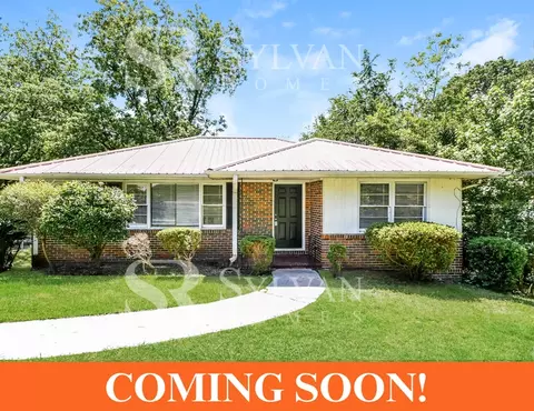 541 Zinnia Ln, Birmingham, AL 35215