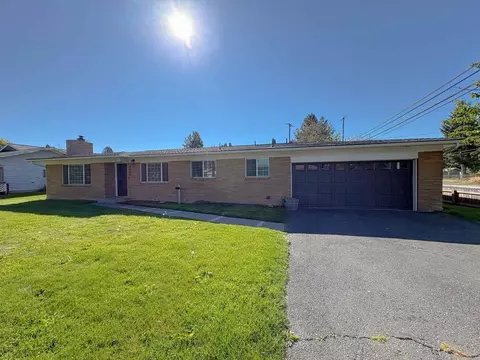 4206 Onyx Ave, Klamath Falls, OR 97603