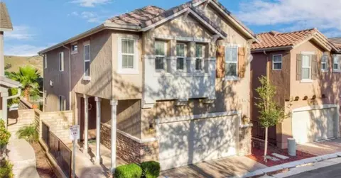 29228 Dakota Dr, Valencia, CA 91354