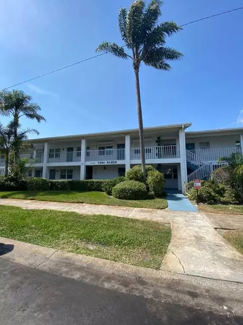 3160 36th St N, Saint Petersburg, FL 33713