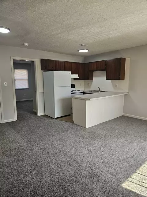 409 Green Valley Dr #46, Mount Vernon, IN 47620