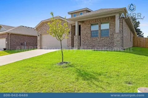1111 SW 3rd Ave, Gentry, AR 72734
