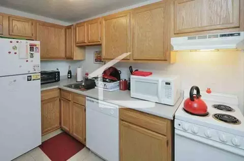 33 Gardner St, Boston, MA 02134