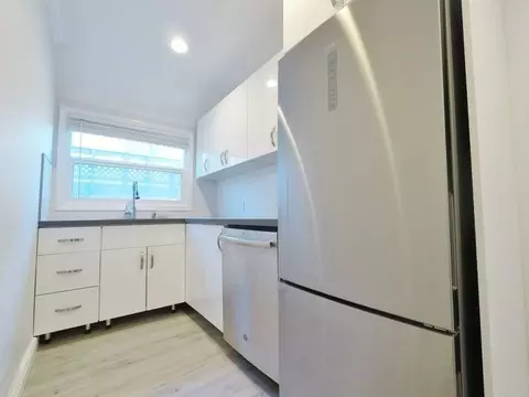 1925 10th St #11, Berkeley, CA 94710 photo 2