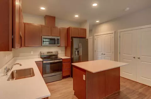 8705 Hanna Ln NE, Lacey, WA 98516