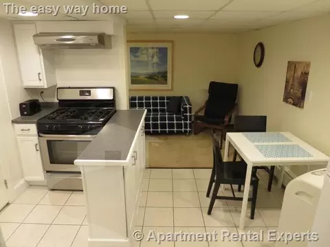 25 Lambert St #B, Cambridge, MA 02141