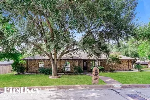 3944 Misty Meadow Dr, Fort Worth, TX 76133
