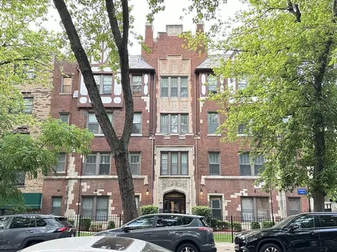 656 W Wrightwood Ave #403, Chicago, IL 60614